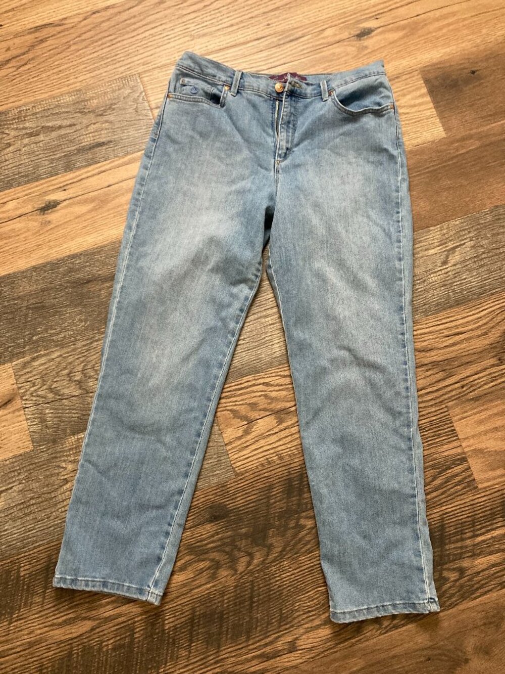 Gloria Vanderbilt Amanda Straight Leg Women's size 12 Medium Blue Denim Jeans